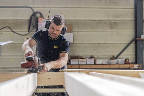 bygg og anlegg snekker